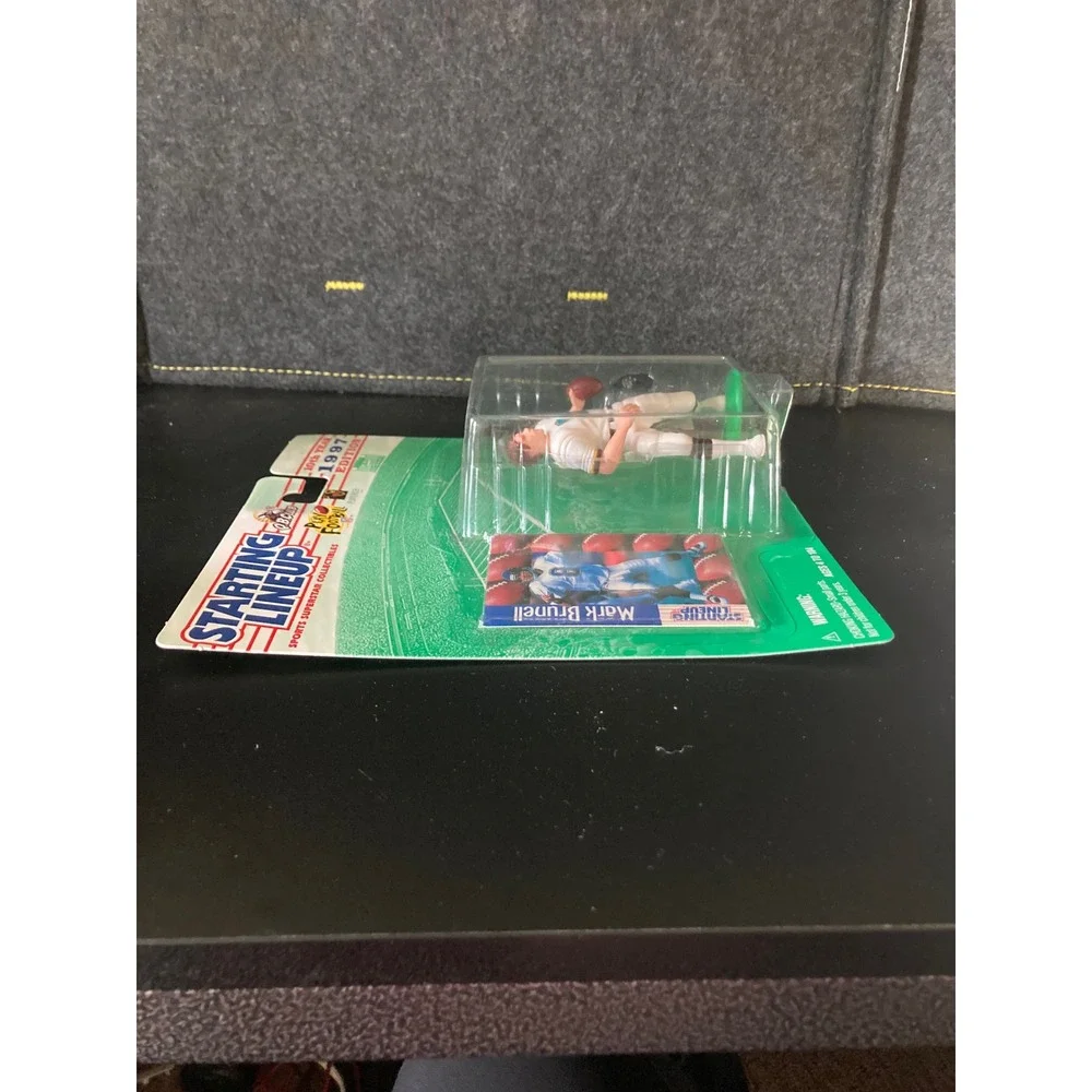 Kenner Starting Lineup Mark Brunell 1997‎ Jacksonville Jaguars NFL Figure Card